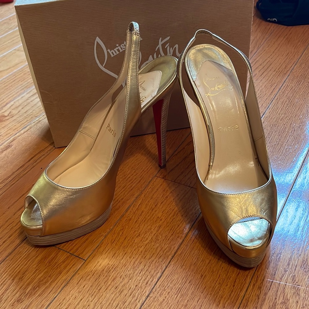 Christian Louboutin Carenita Sandler size 42